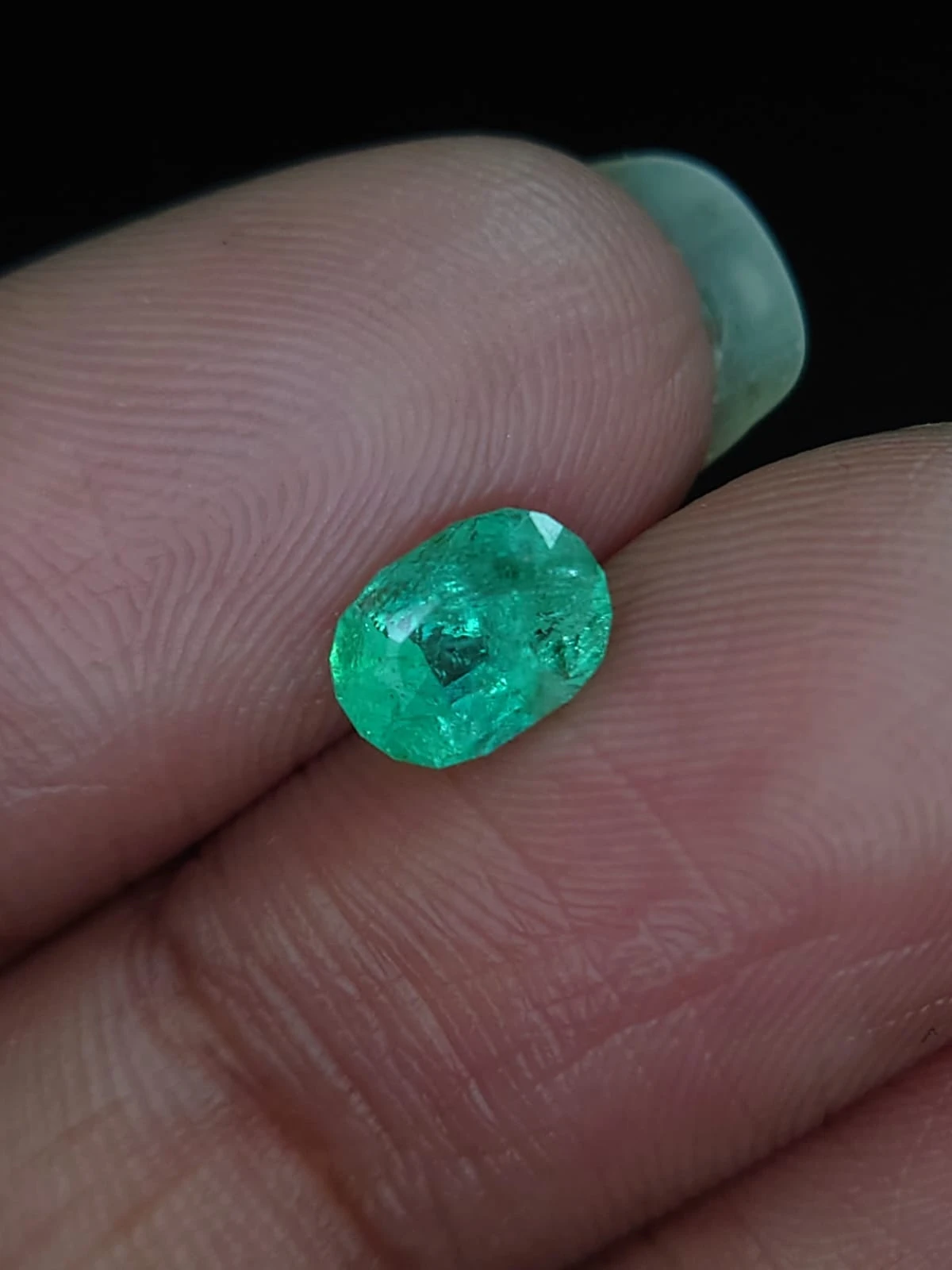 0.71ct Natural Emerald From Afganistan — view 1